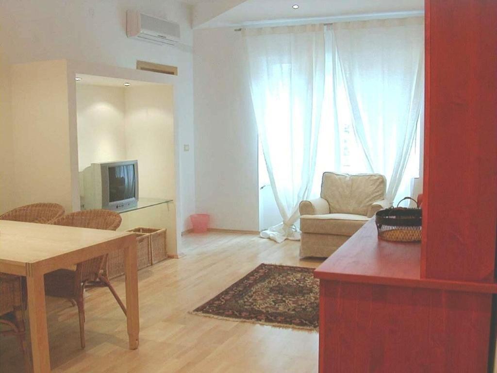 Central Park Bucureşti Rom bilde