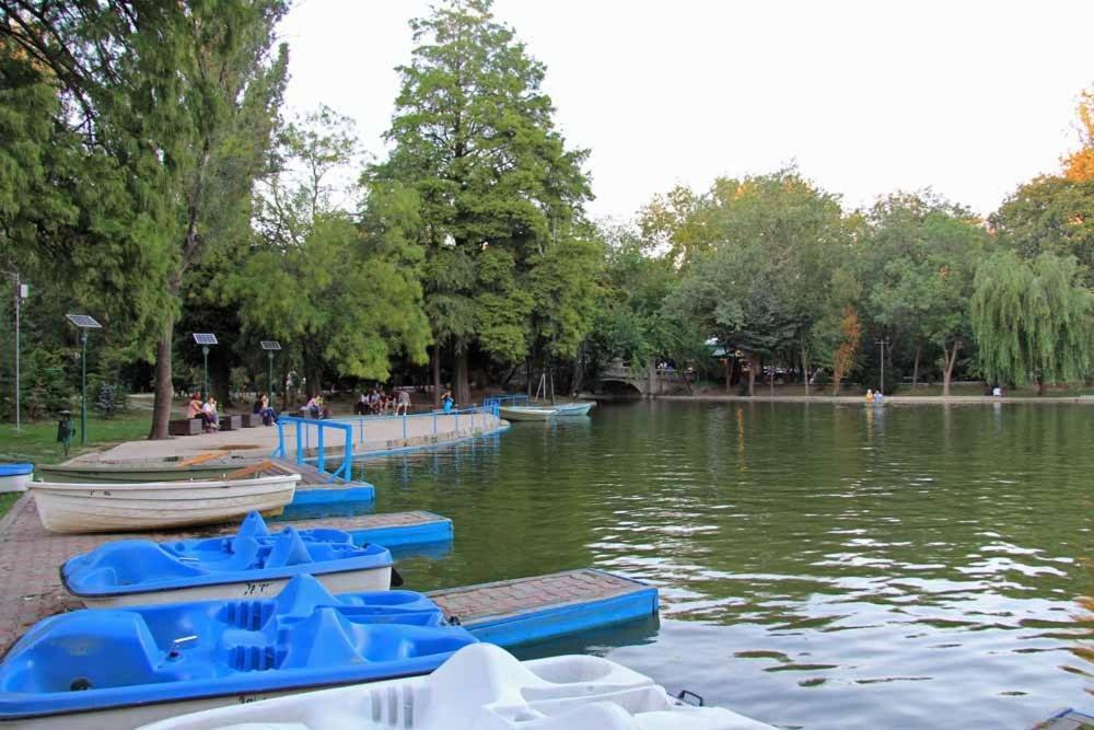 Central Park Bucureşti Rom bilde
